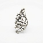 Pierścionek z ziarenek lipy