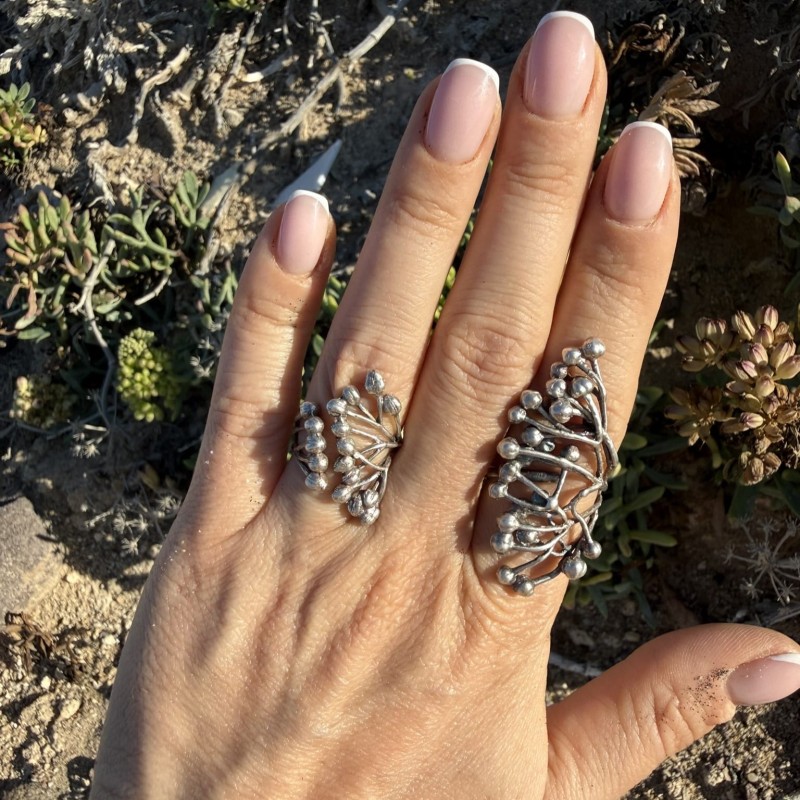 srebrny pierścionek z ziarenek  lipy 5.JPEG