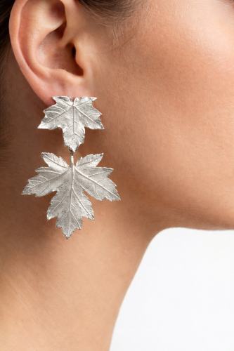 Kolczyki sztyfty z listków klonu 