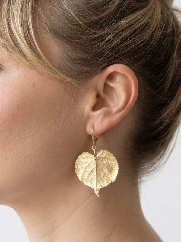 _Professional_jewelry_model_sh_Nano_Banana_2_34263.png