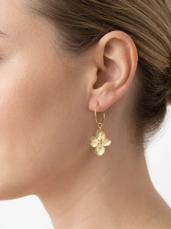 _Professional_jewelry_model_sh_Nano_Banana_2_99009.png